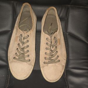 ECCO Casual Tan Sneakers